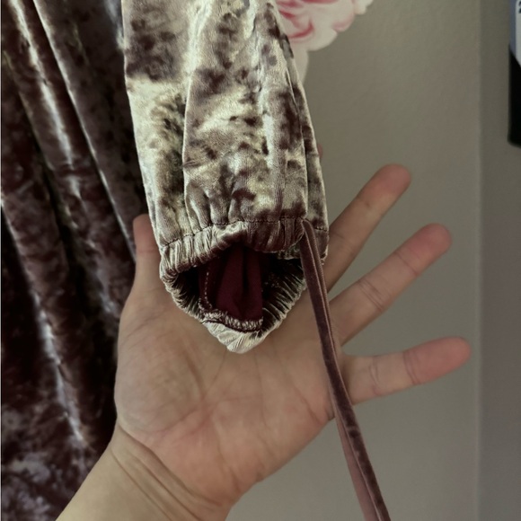 Women’s American Eagle, soft pink Valore off shoulder top. XL - Picture 5 of 6